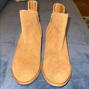 Kensie Camel Suede Ankle Booties - New Condition - Worn only one time.